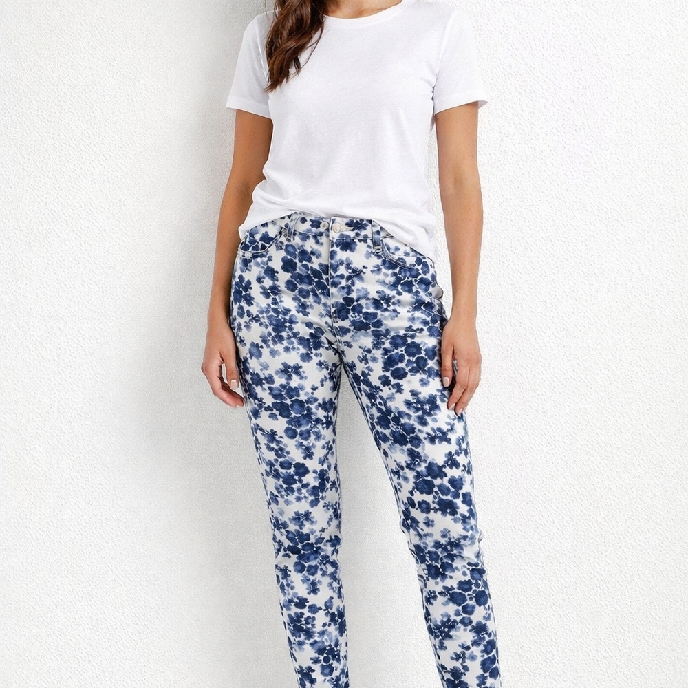 Michael Kors White and Blue Floral Cropped Pants